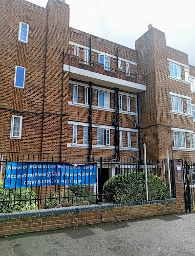 Warwick Gardens dental practice