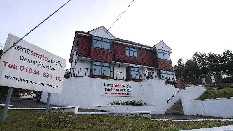 Kent Smile Studio Chatham - Invisalign & Braces Chatham