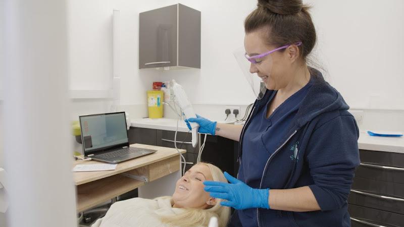 Lotus Dental Studio (Formerly Warren Davies Dental Care)