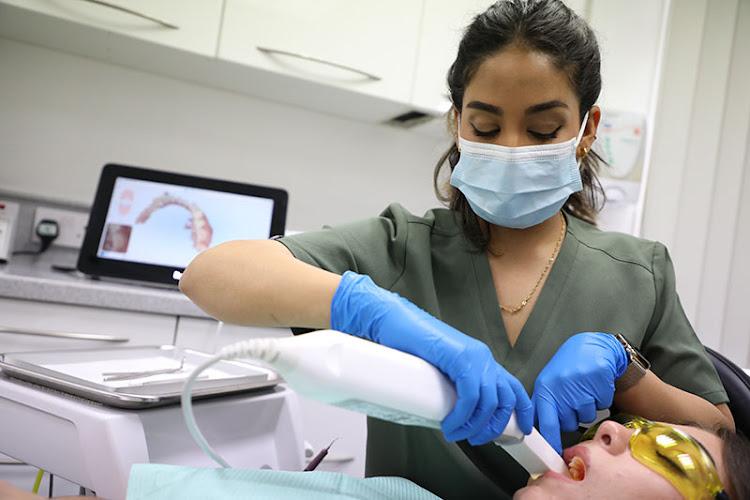 Smile Sanctuary Dentist Hornchurch