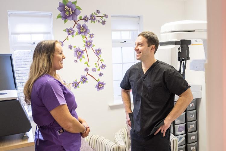 Start Smiling - Dental practice Chelmsford - Dentist Brentwood