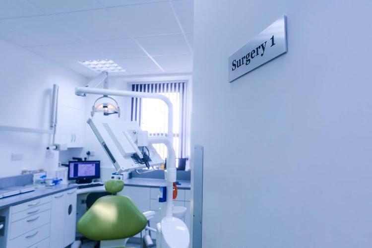 Advance Dental Centre