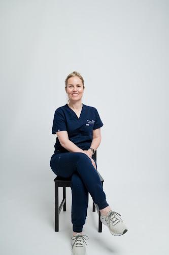 Dr Emma Laing Orthodontics