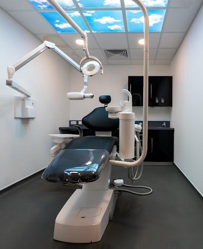 London Orthodontic Clinic - Invisalign Experience Studio
