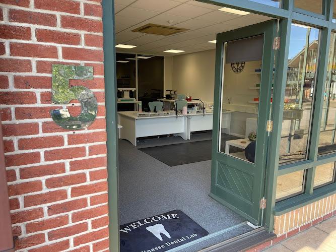 Finesse Dental Laboratory Ltd.