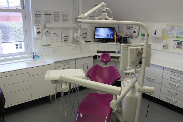 Solihull Dental Centre & Implant Clinic