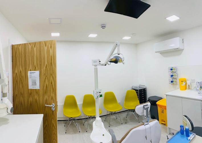 KEW BRIDGE DENTAL | Private & NHS Emergency Dentist Near Me | Invisalign | Endodontic Specialist | Dental Implants