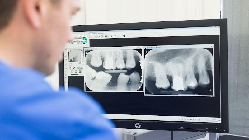 Lint Riggs Dental Care