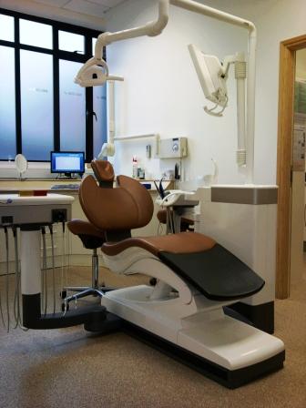 Smile Zone Dental Practice Leicester - Teeth Whitening | Invisalign | Smile Makeover | Veneers