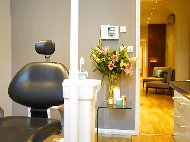 London Smiling Dentist