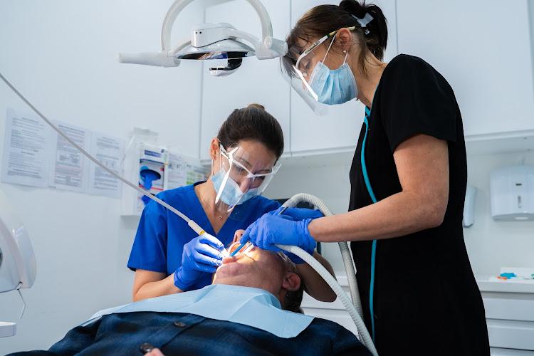 Dental Art Implant Clinic - Balham