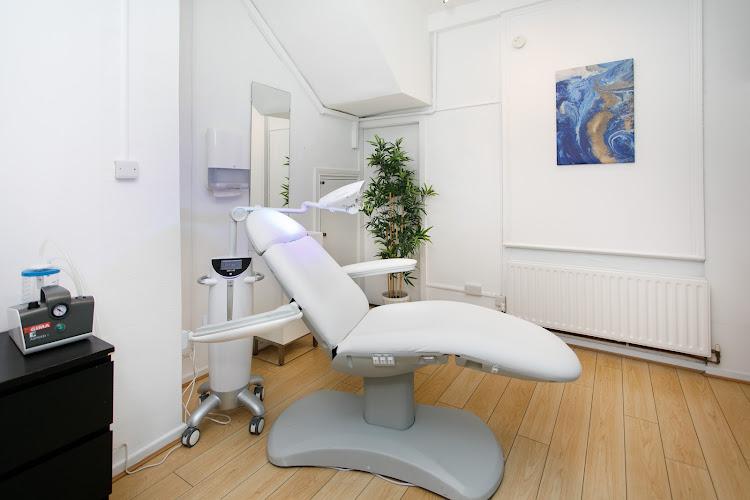 Teeth Whitening Belfast - £199 | The White House