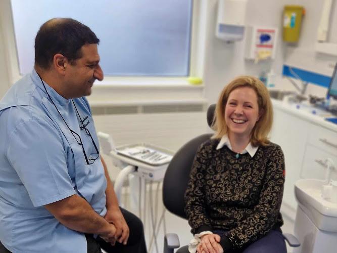 Bee Dental (Formally known as Pendlebury Dental Centre)