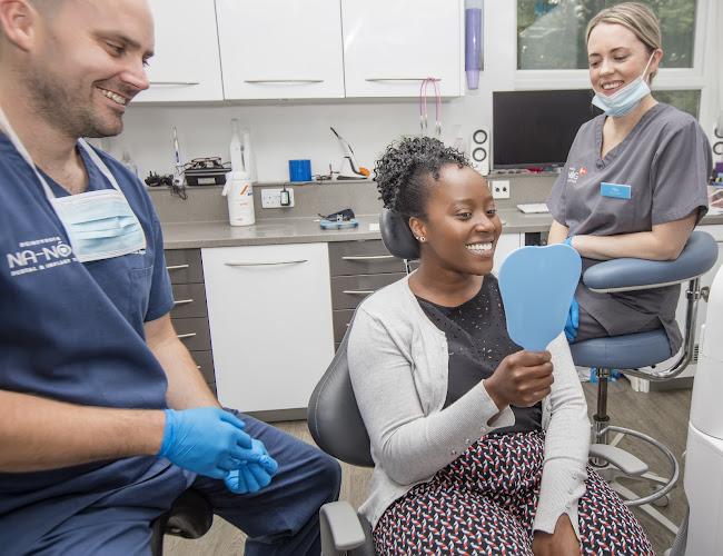Deintyddfa Na-Nog Dental & Implant Team