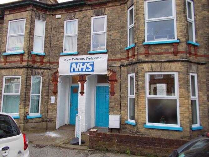 The Dental Design Studio / Linehan M J & Associates