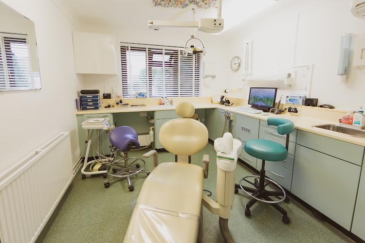 Guinea Court Dental Surgery