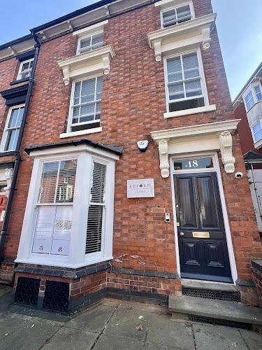 Reform Aesthetics and Dental