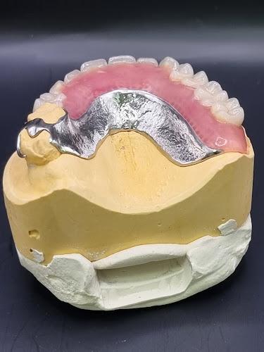 Lodge Dental Laboratory