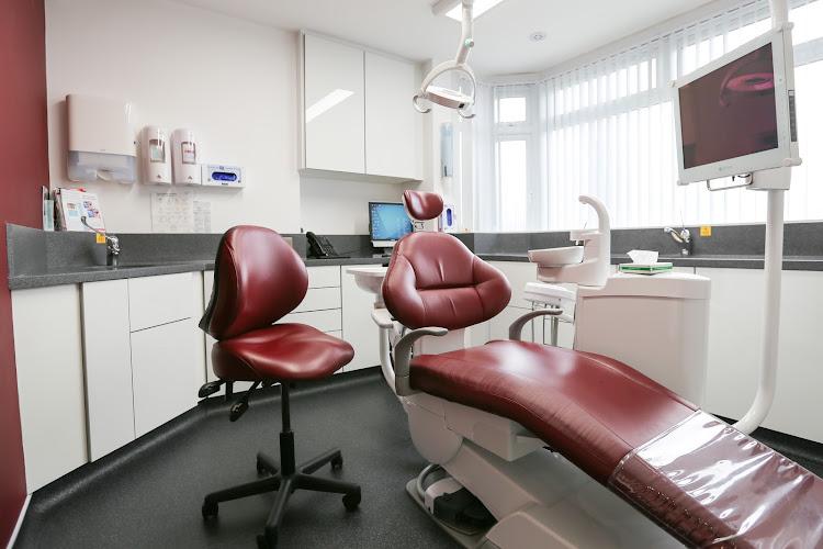 Bullsmoor Dental & Aesthetics Clinic