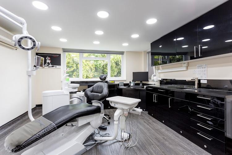S3 Dental Hinchley Wood