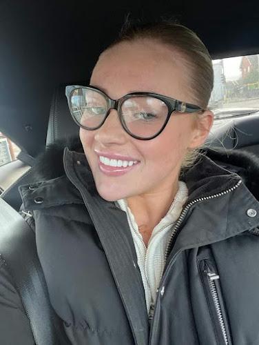 Dr Qasim Cosmetic Dentist - Invisalign, Veneers & Composite Bonding