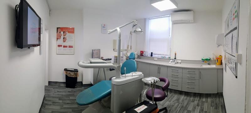 Smiledent Dental & Implant Centre-Green Lanes
