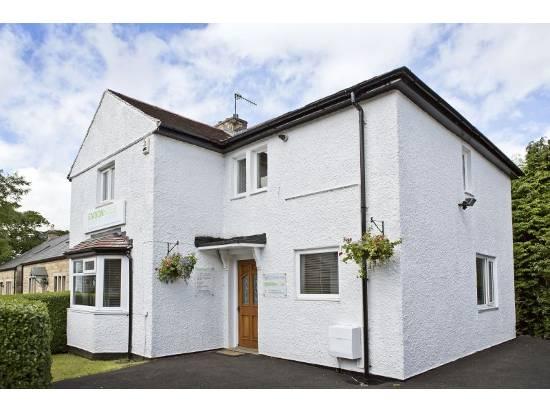 Station House Dental Care, Composite bonding, emergency dentist and Implant centre