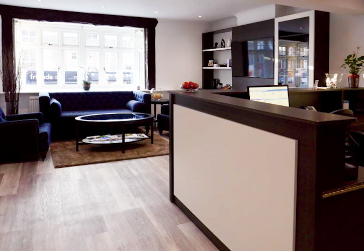 The Dental & Implant Centre