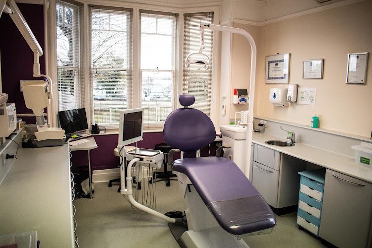 GM Dental And Implant Centre Ashford