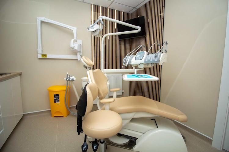 KC Dental Clinic london