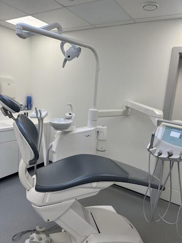 West Wales Dental Implant Clinic