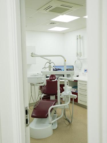 Luna Dental│New Patients | Emergency Appointments | Implants | Dentures | Crowns